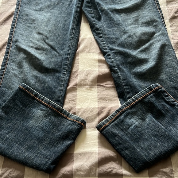 Mid rise boot cut aura wrangler jeans - Picture 3 of 4
